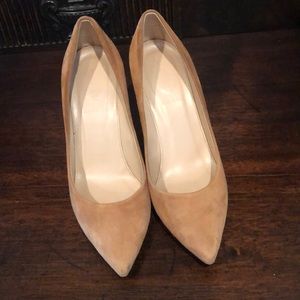 J crew beige pumps